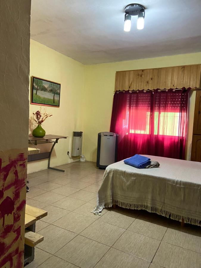 Luis'S House Ezeiza Airport Hotel Monte Grande Exterior photo